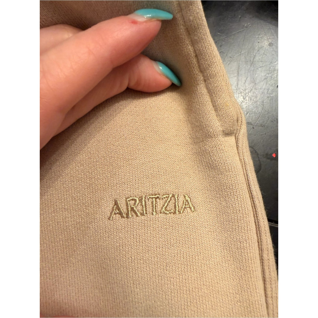 Aritzia Sweatfleece Cozy Fleece Boyfriend Fit Sweatpants in Beige Size M