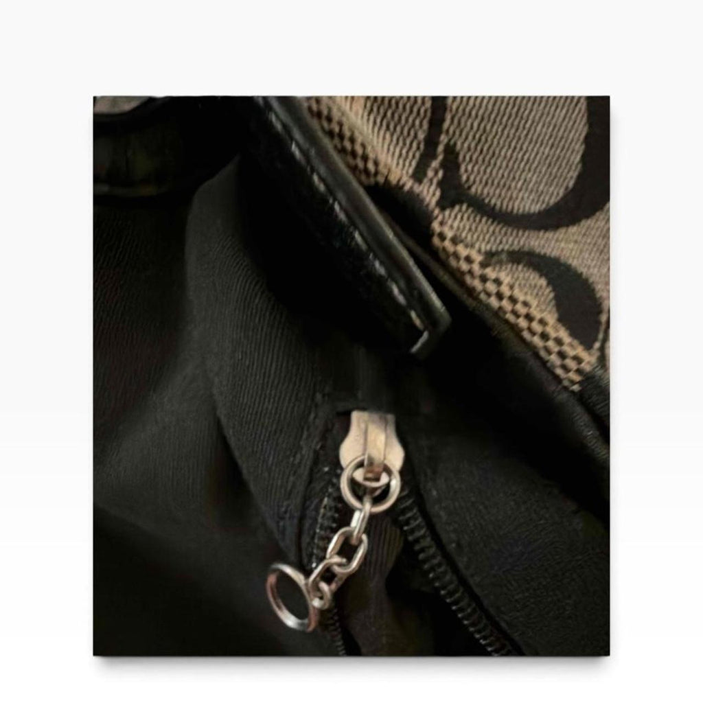 Vintage coach Hampton Signature Buckle Flap Shoulder Bag Y2k