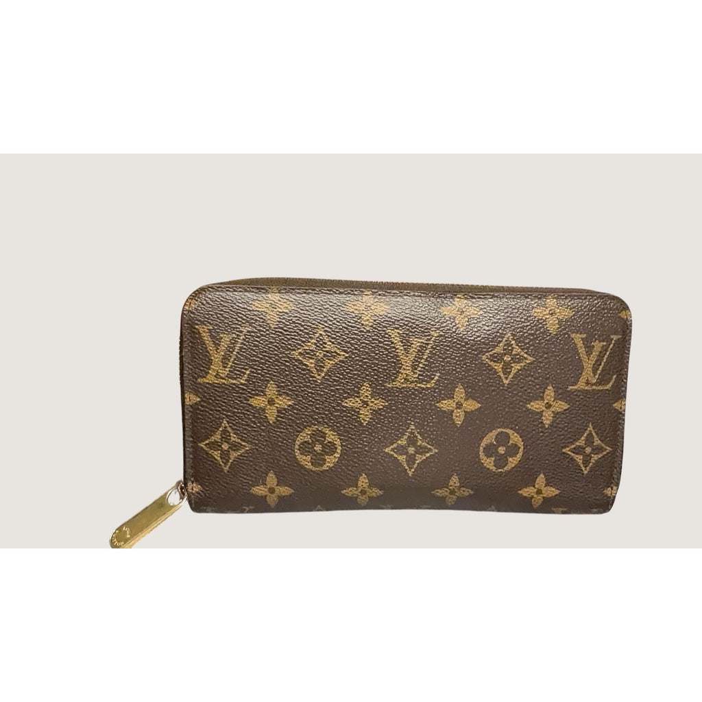 Louis Vuitton Zippy Wallet Monogram Canvas Authentic with Box And Dustbag