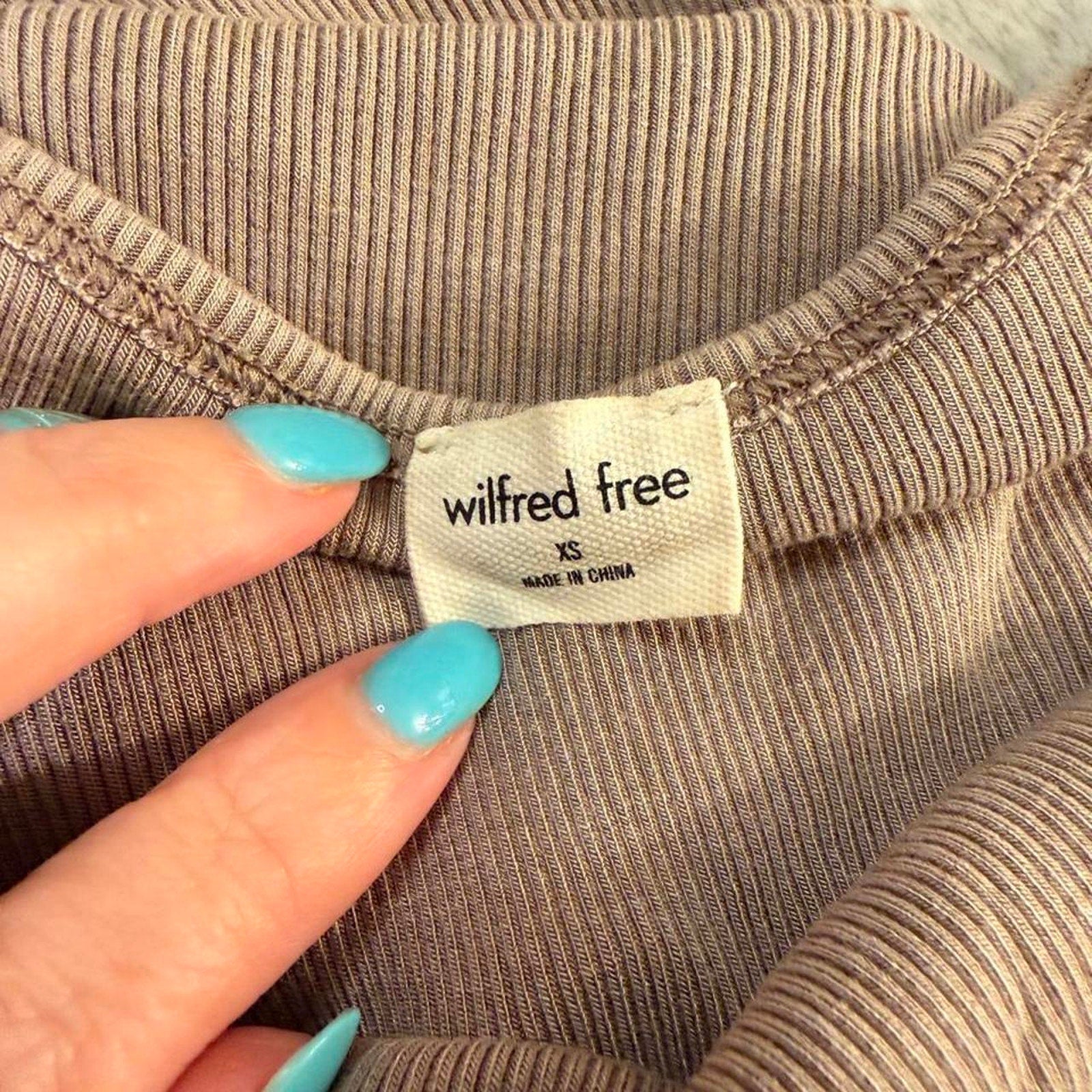 Wilfred free ribbed knit midi